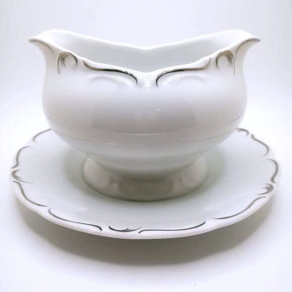 Simplicity Gravy Boat Attached Underplate White Fine China Serving Dish 7.5" - Picture 1 of 12